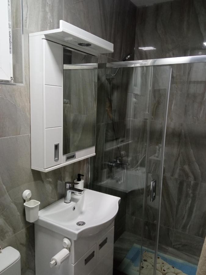 Studio Lotos Belgrad Exterior foto